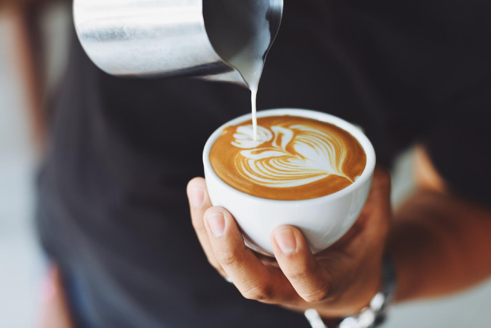 Lire la suite à propos de l’article L’art du cafe : un voyage sensoriel a travers les aromes